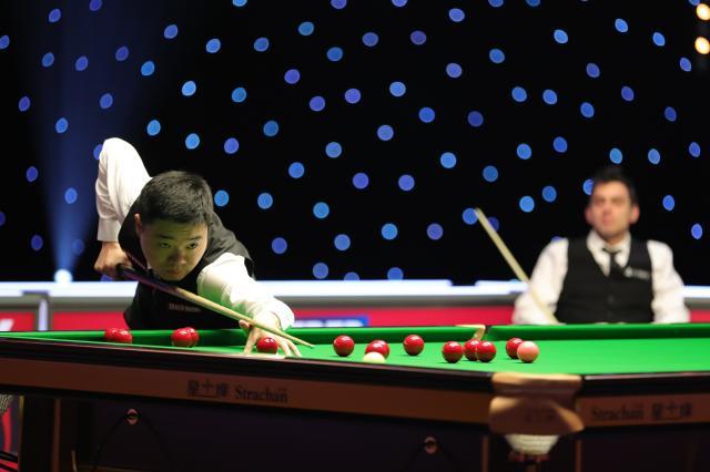 尽管车手在 尽管车手在