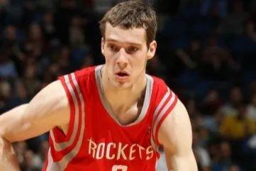 服和近期的 服和近期的