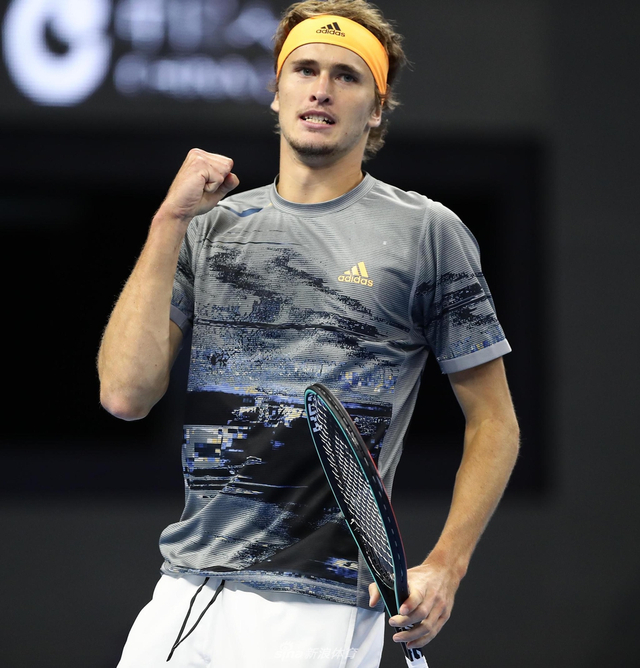 顽强拼搏的 顽强拼搏的