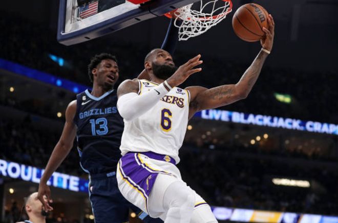 绕三点展开 绕三点展开